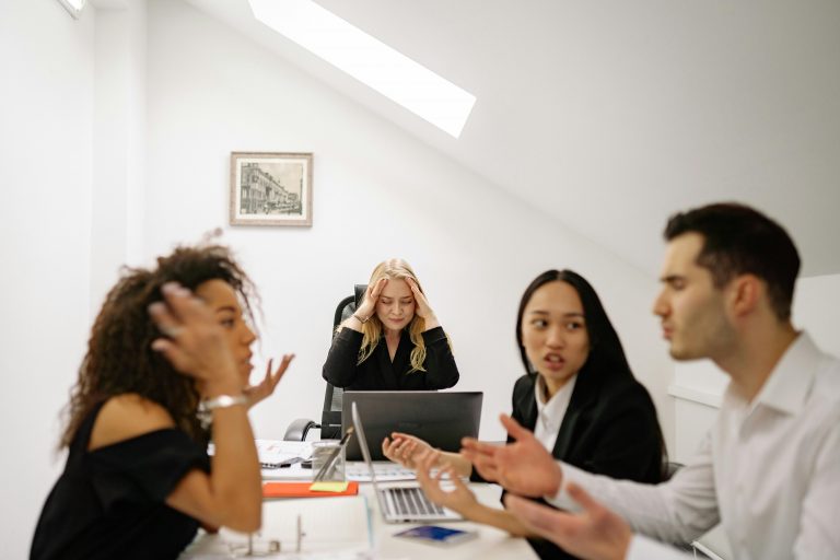 Mit Konflikten im Job richtig Umgehen - aber wie?